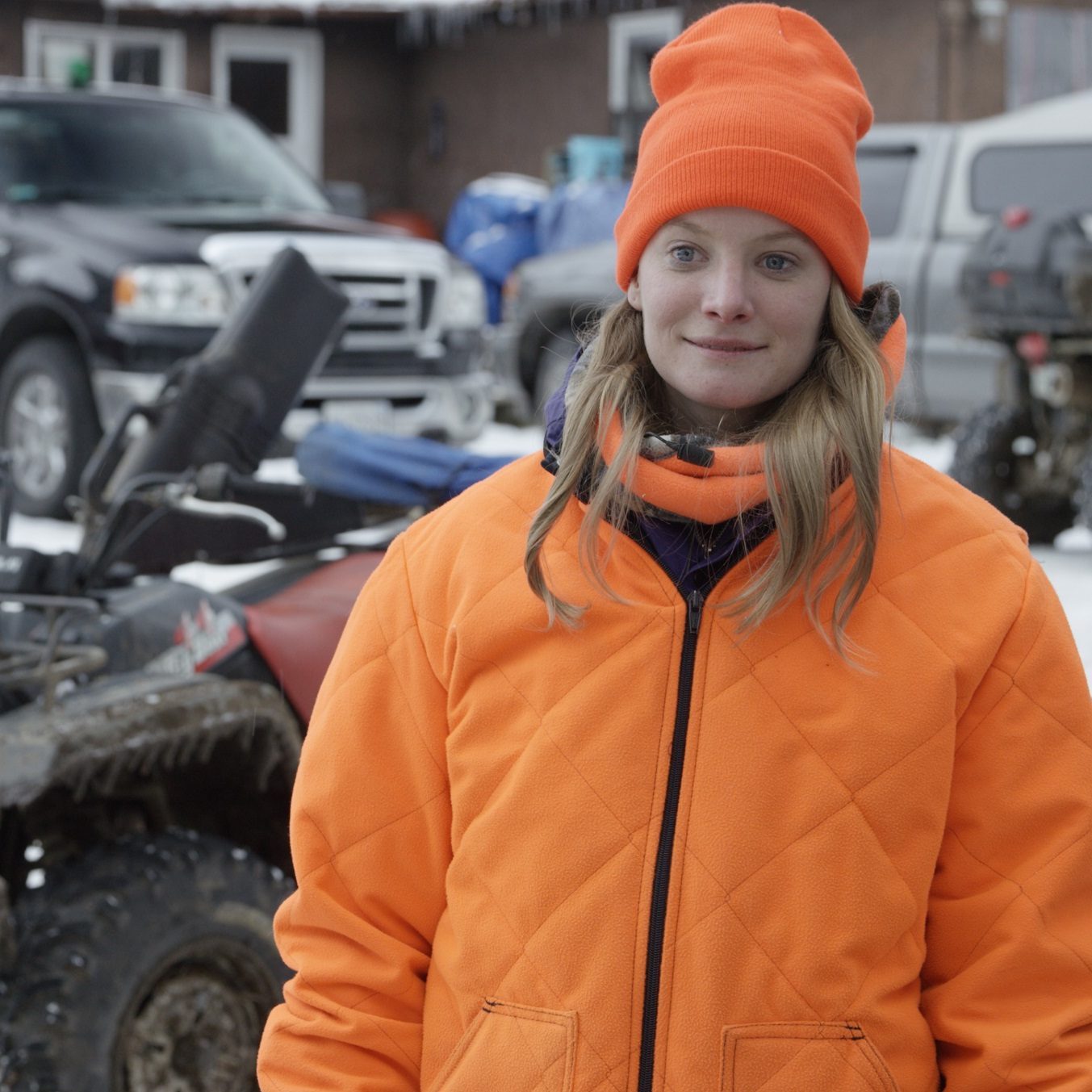 Erin-KeithCamp-End-Int-2-circle-aa4907586ae2a6de0311491e7a490cea- Erin-KeithCamp-End-Int-2-circle-aa4907586ae2a6de0311491e7a490cea-